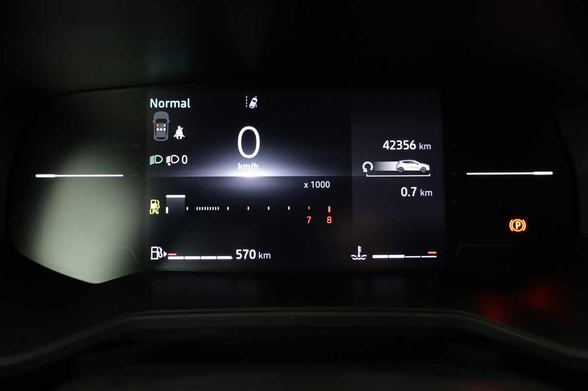 renault-clio-2024-gpl-999cc