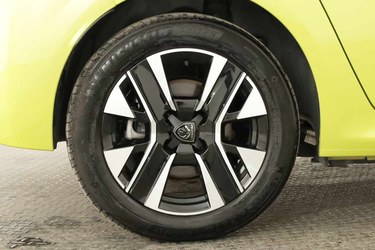 peugeot-e-208-2025-eletrico-0cc