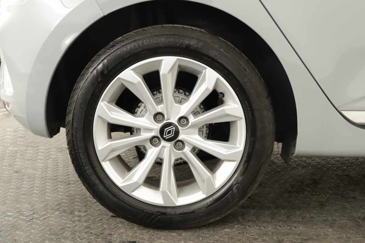 renault-clio-2024-gpl-999cc