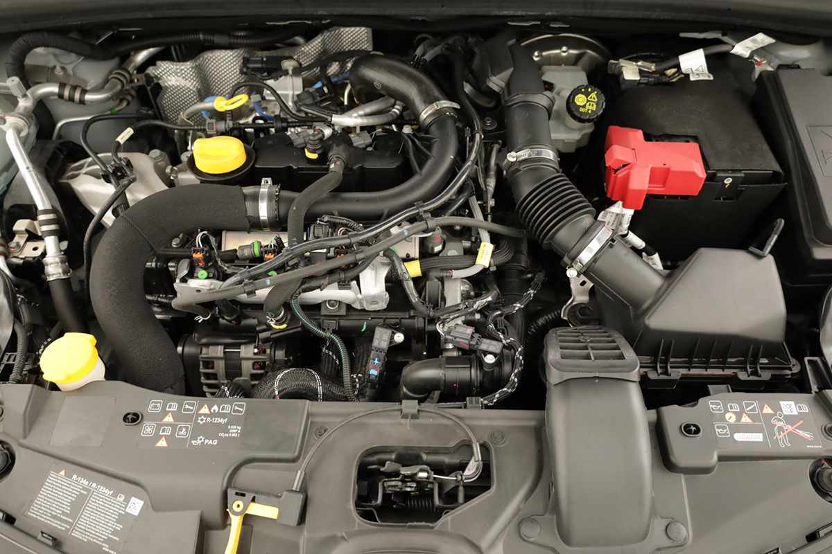 renault-clio-2024-gpl-999cc