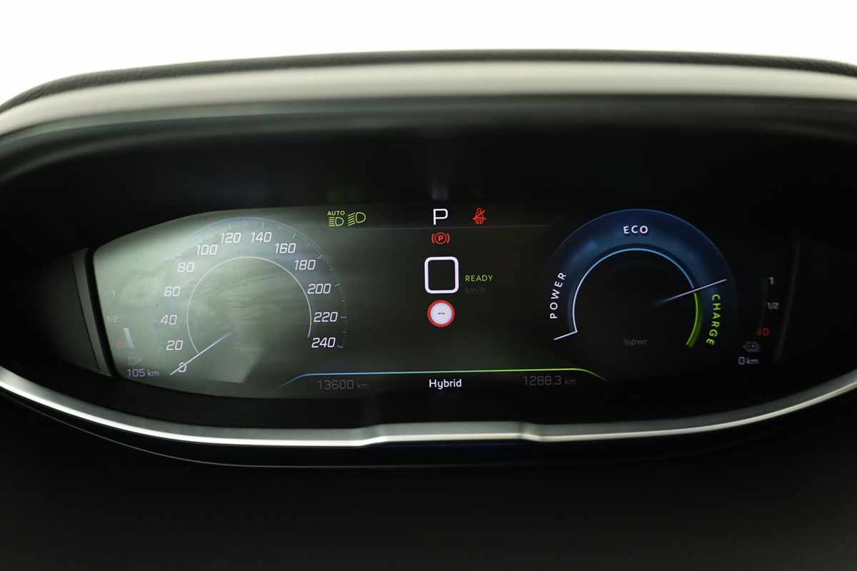 peugeot-3008-2024-hibrido-a-gasolina-1598cc