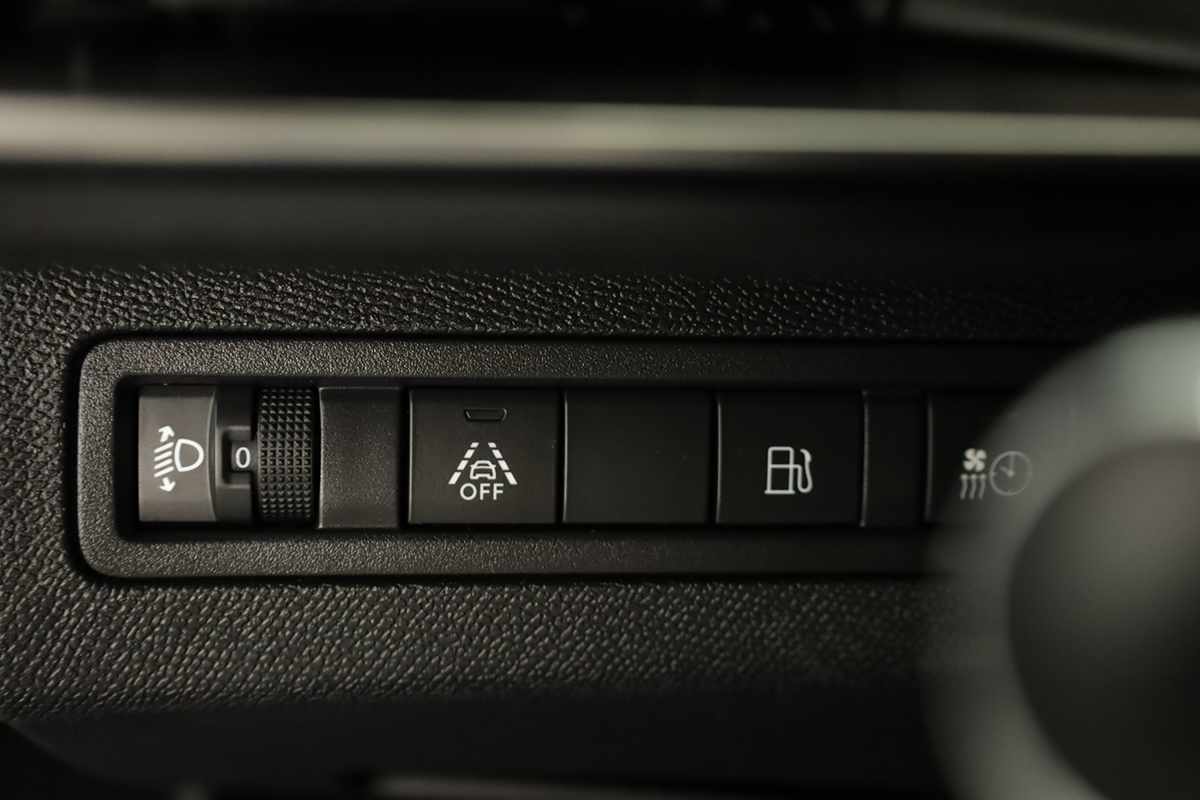 peugeot-3008-2024-hibrido-a-gasolina-1598cc