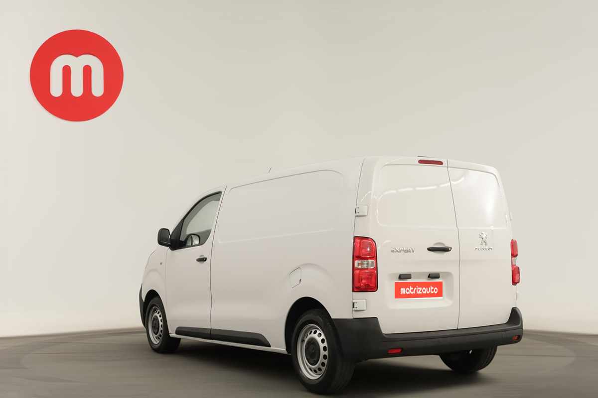 peugeot-expert-2023-diesel-1499cc