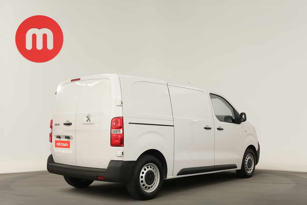 peugeot-expert-2023-diesel-1499cc