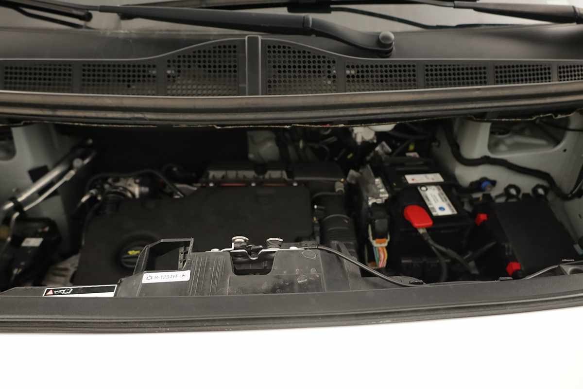 peugeot-expert-2023-diesel-1499cc