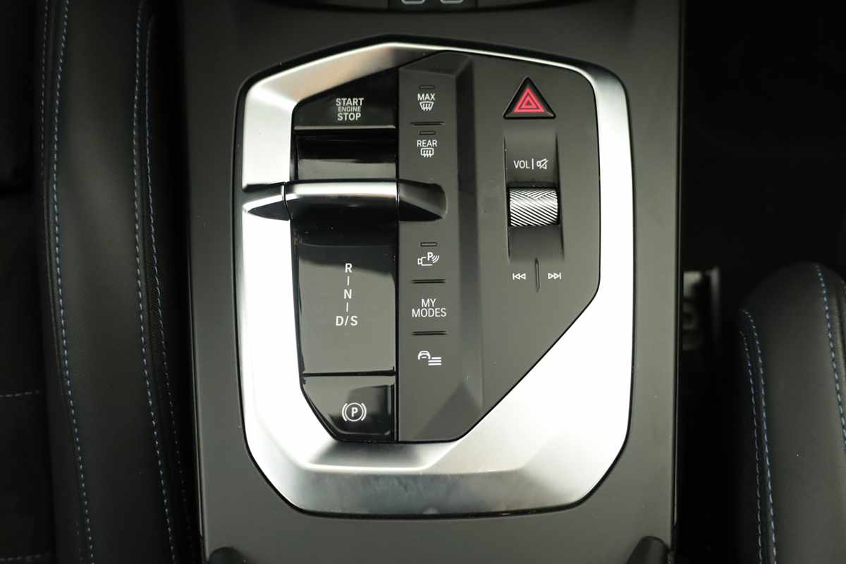 bmw-serie-1-2025-gasolina-1499cc