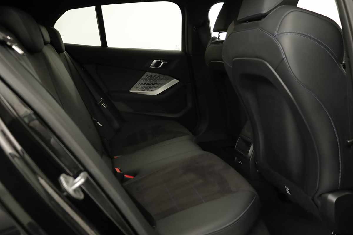bmw-serie-1-2025-gasolina-1499cc