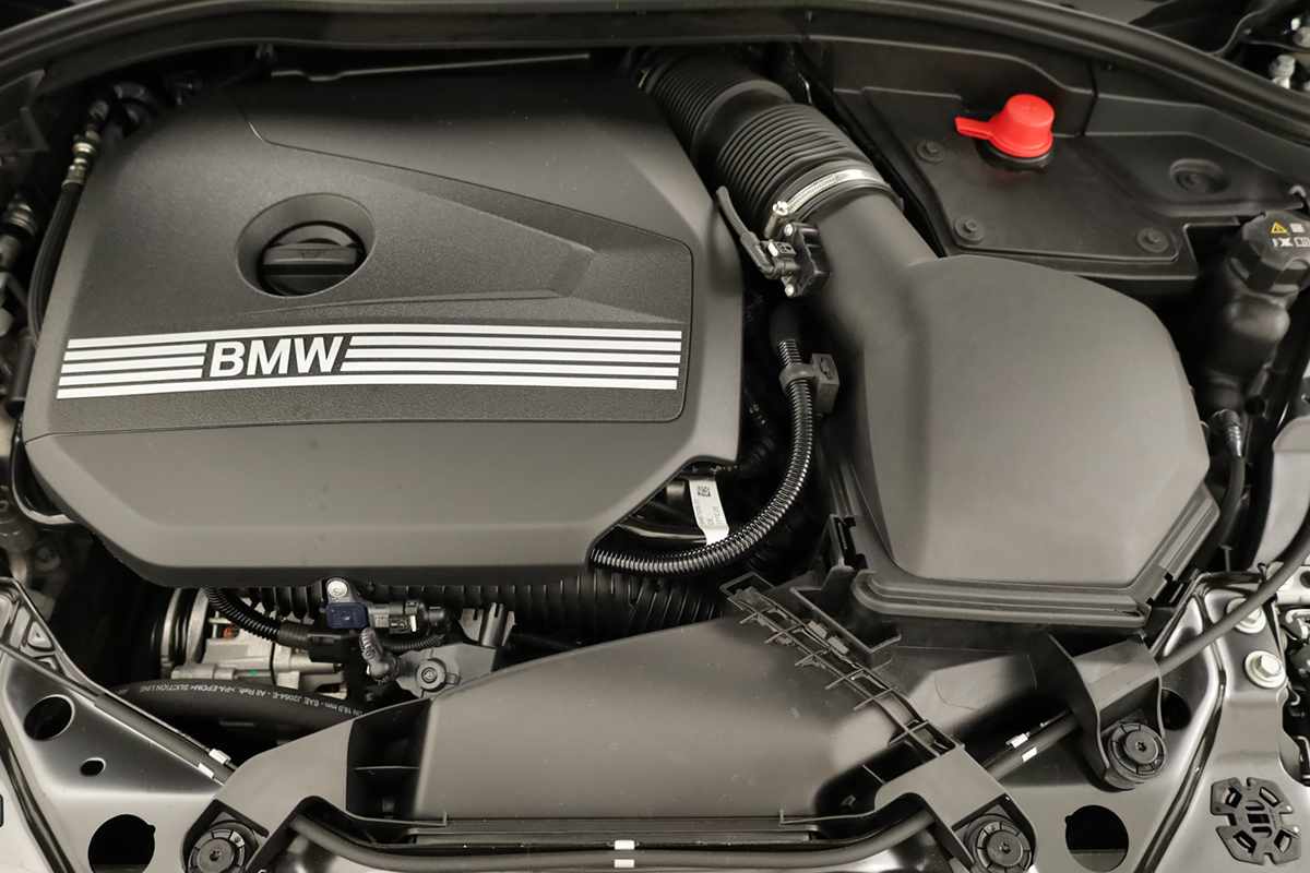 bmw-serie-1-2025-gasolina-1499cc