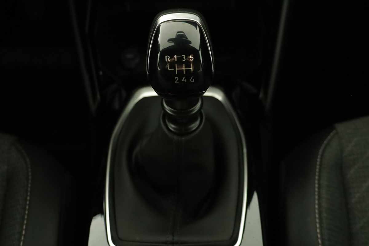 peugeot-2008-2024-gasolina-1199cc