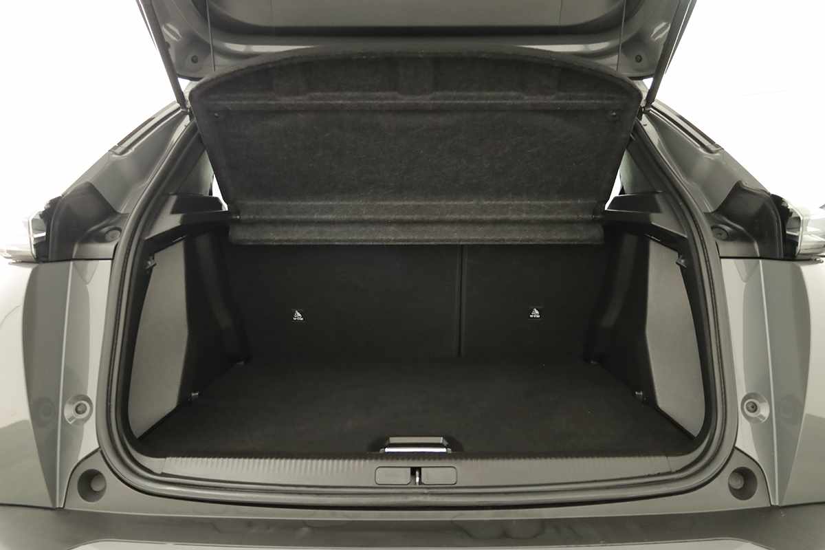 peugeot-2008-2024-gasolina-1199cc
