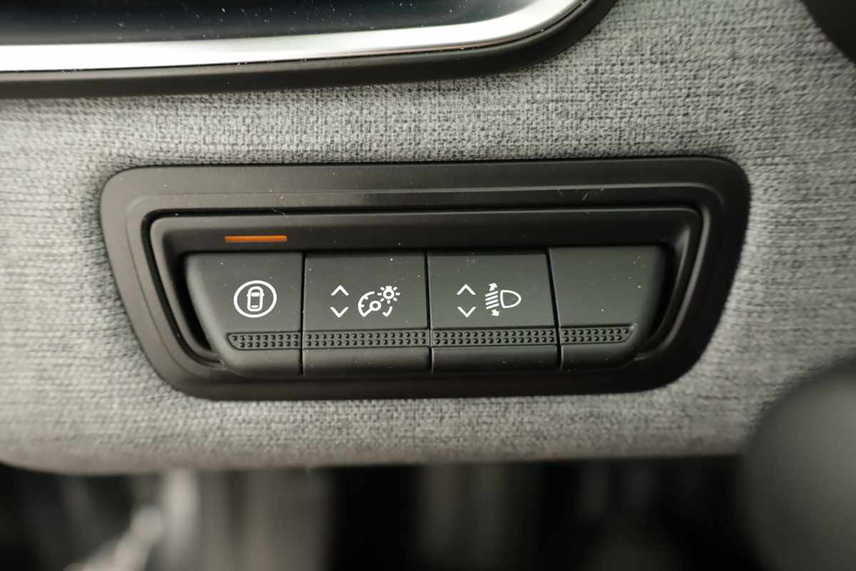 renault-clio-2024-gpl-999cc