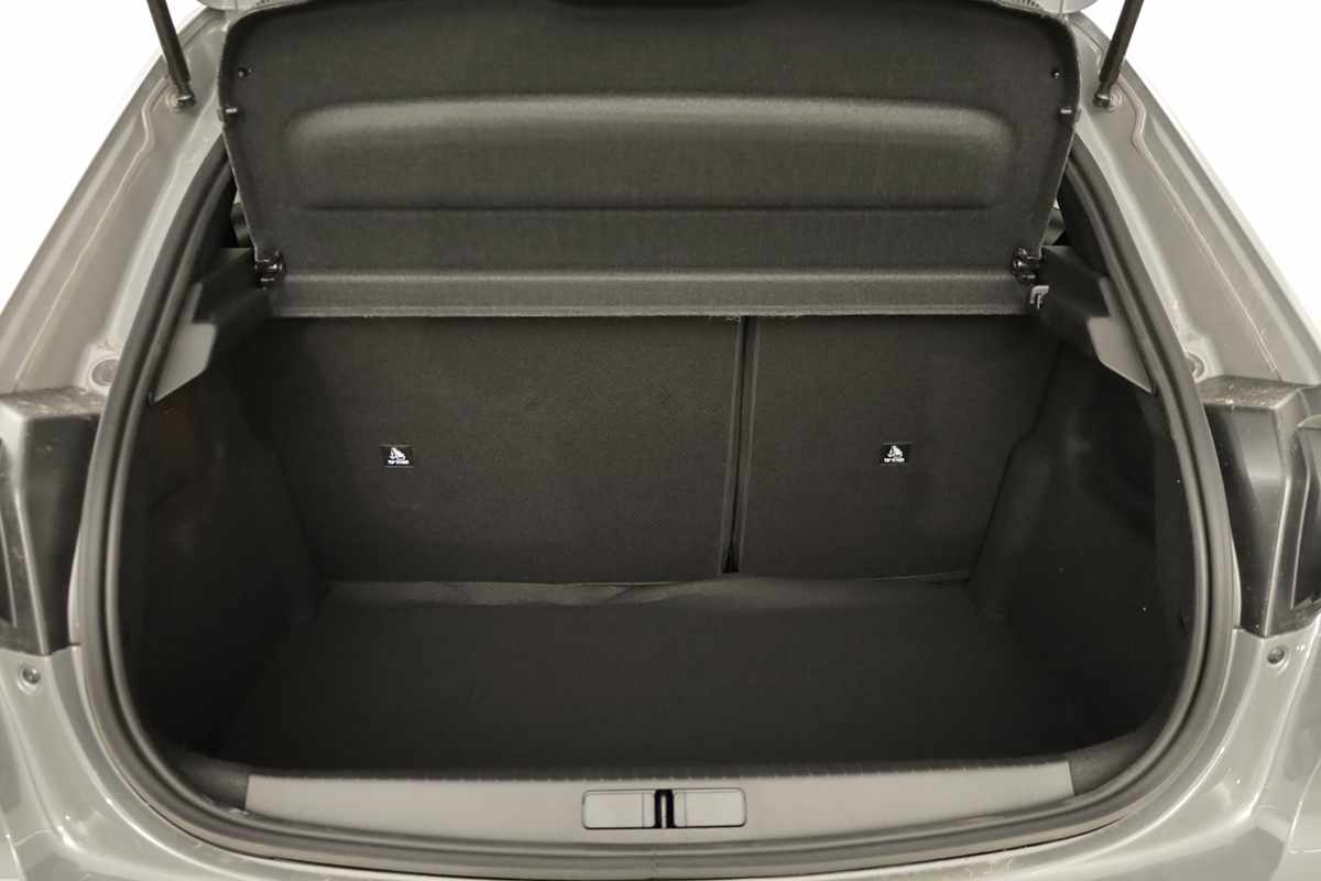 peugeot-208-2026-gasolina-1199cc