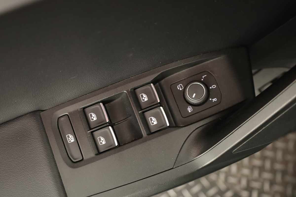 seat-leon-st-2025-hibrido-a-gasolina-1498cc