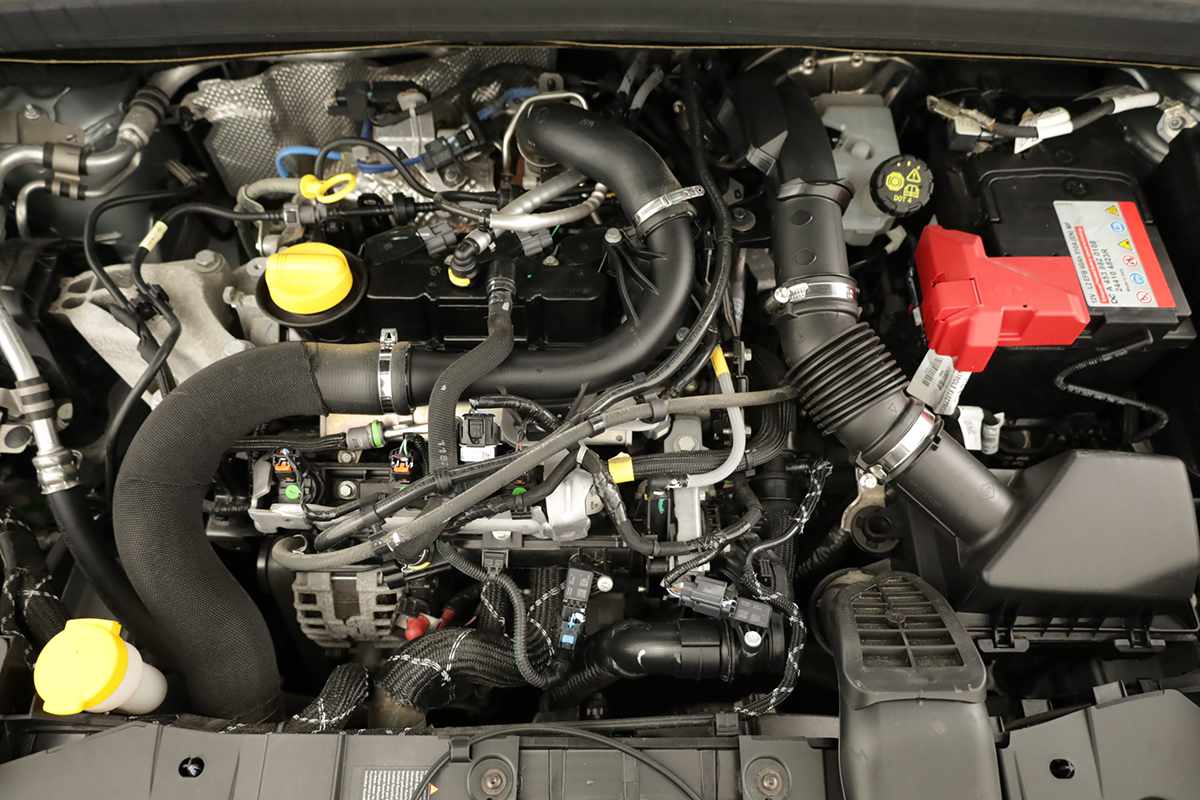 renault-captur-2024-gpl-999cc