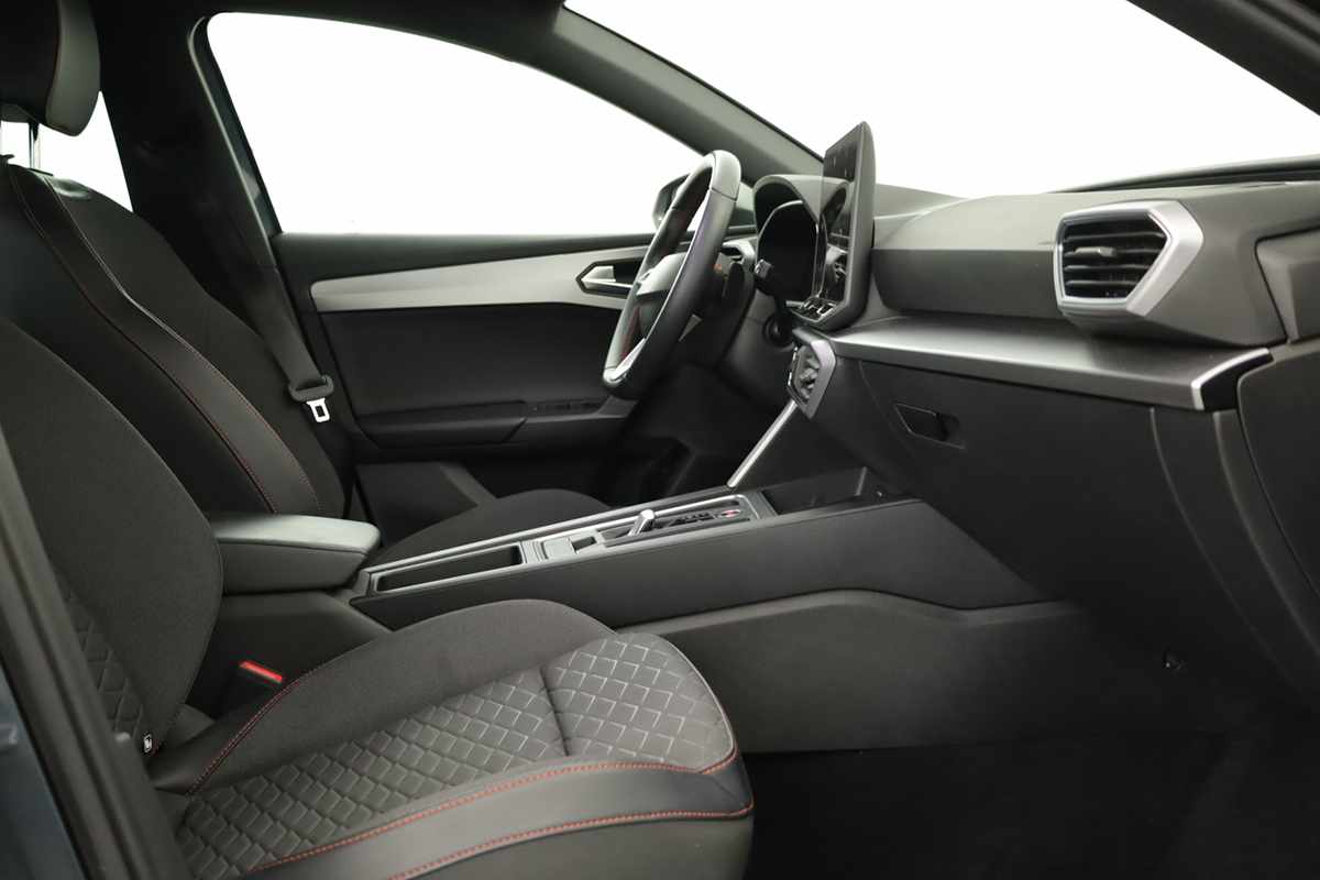 seat-leon-st-2025-hibrido-a-gasolina-1498cc