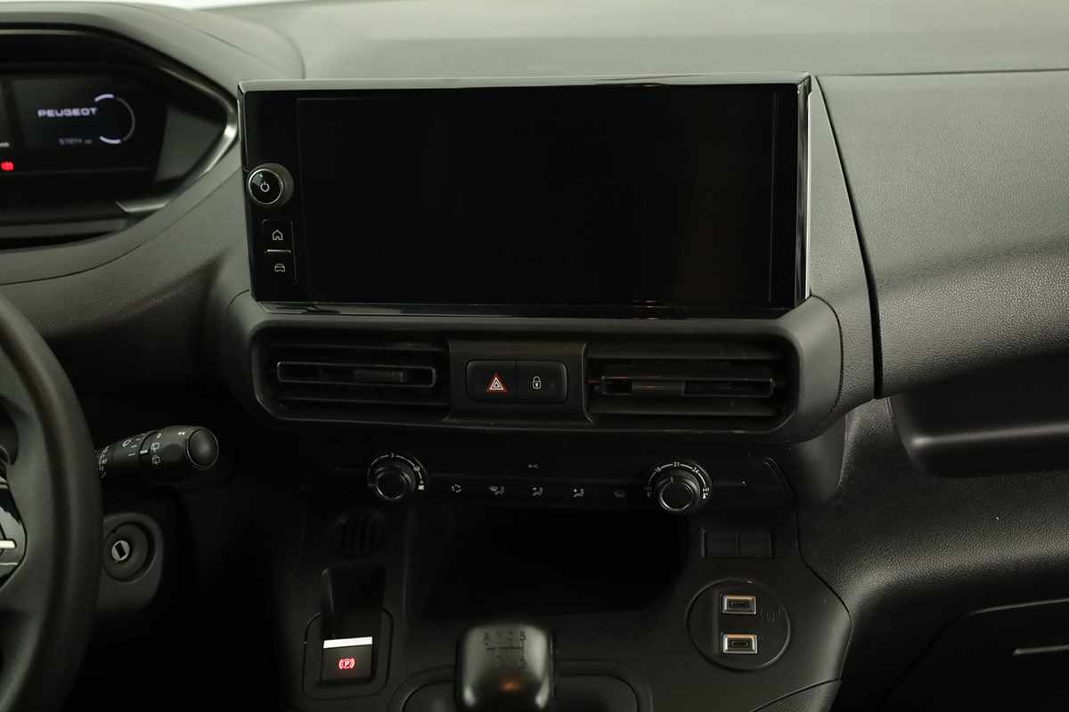 peugeot-partner-2024-diesel-1499cc