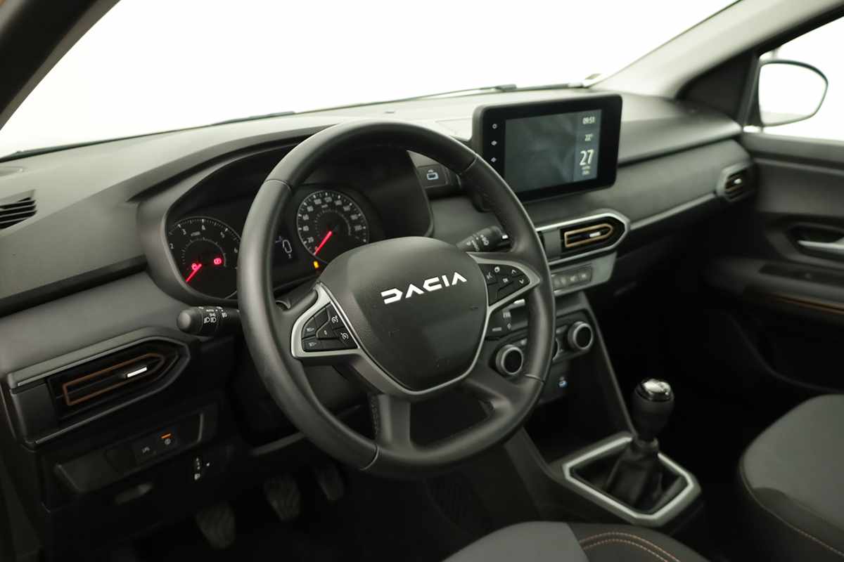 dacia-sandero-2025-gasolina-999cc