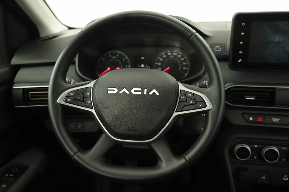 dacia-sandero-2025-gasolina-999cc