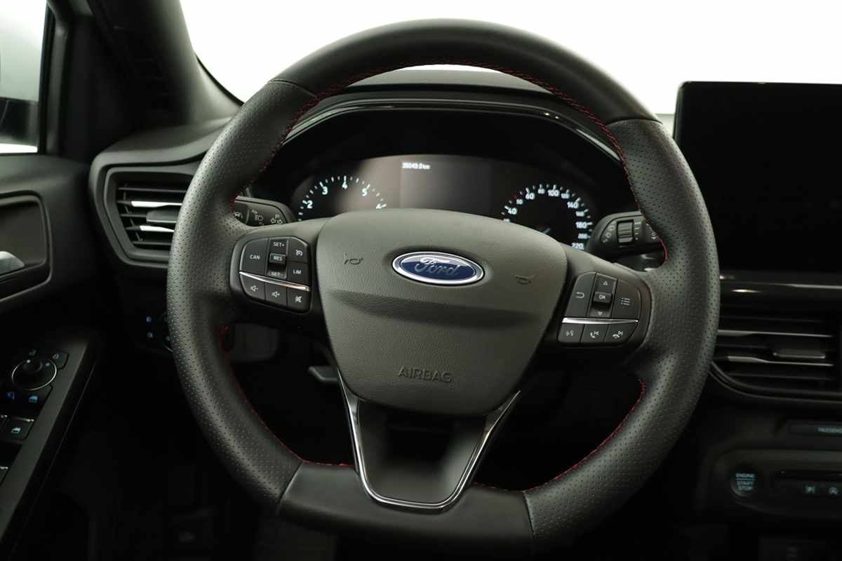 ford-focus-2025-gasolina-998cc