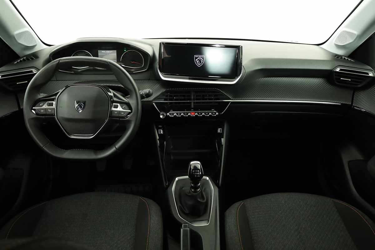 peugeot-208-2025-gasolina-1199cc