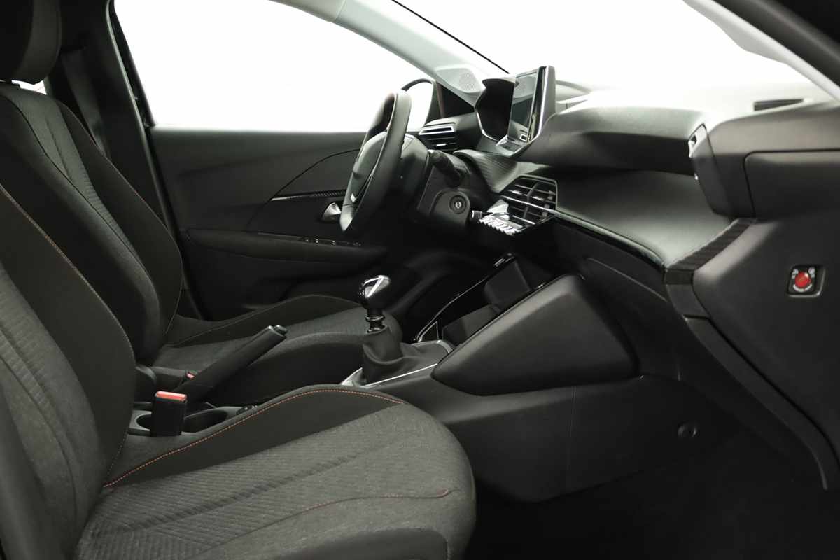 peugeot-208-2025-gasolina-1199cc