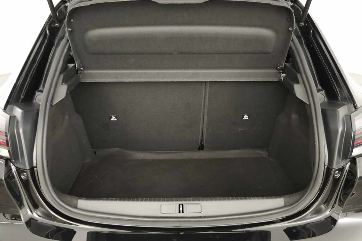 peugeot-208-2025-gasolina-1199cc