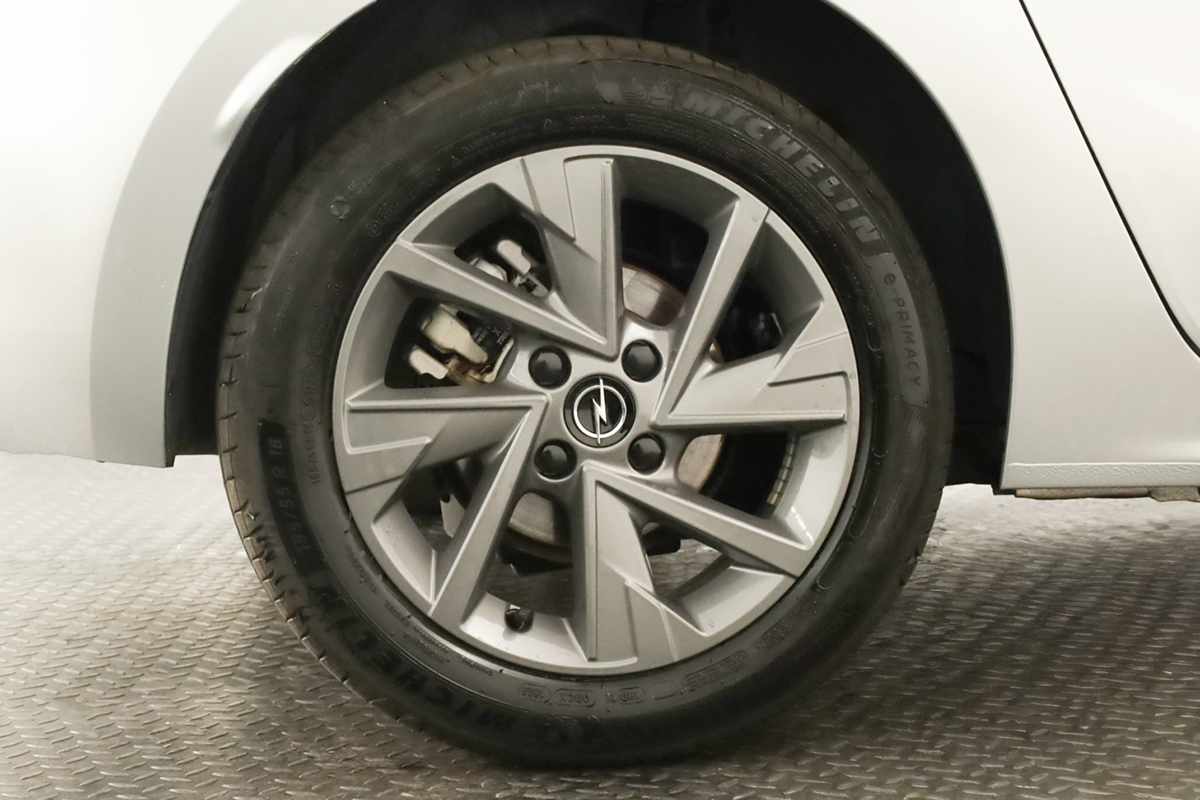 opel-corsa-2025-gasolina-1199cc