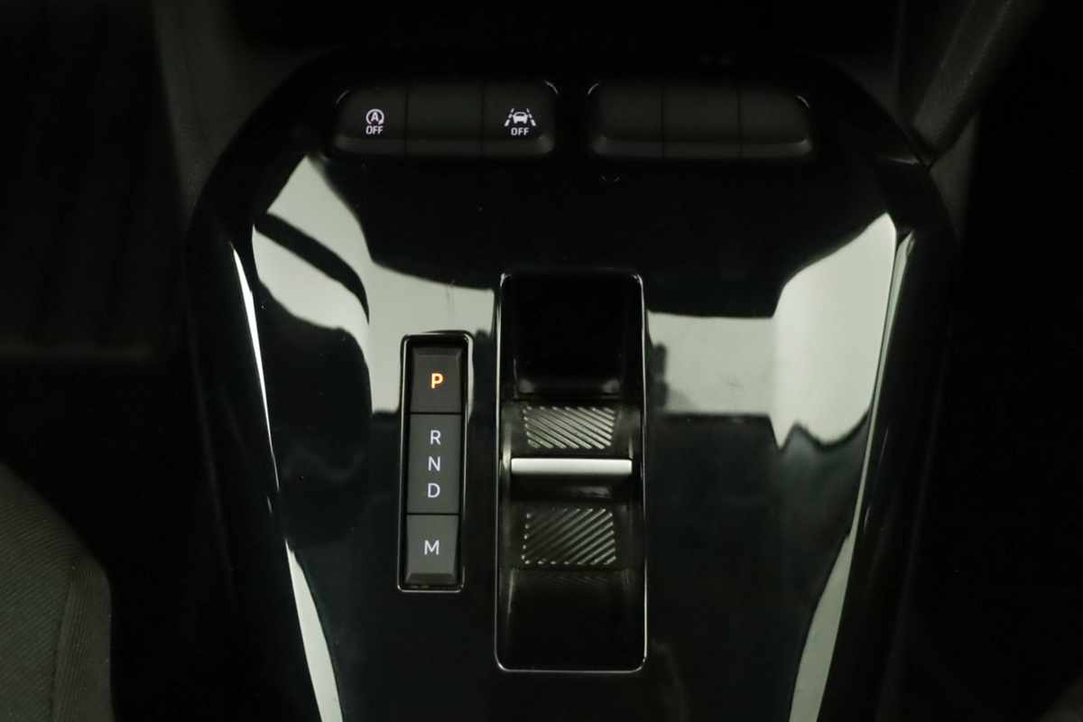 opel-corsa-2025-gasolina-1199cc