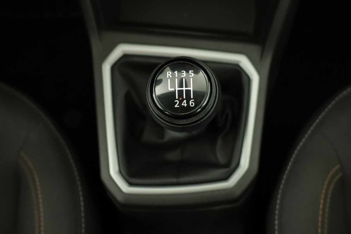 dacia-sandero-2024-gasolina-999cc