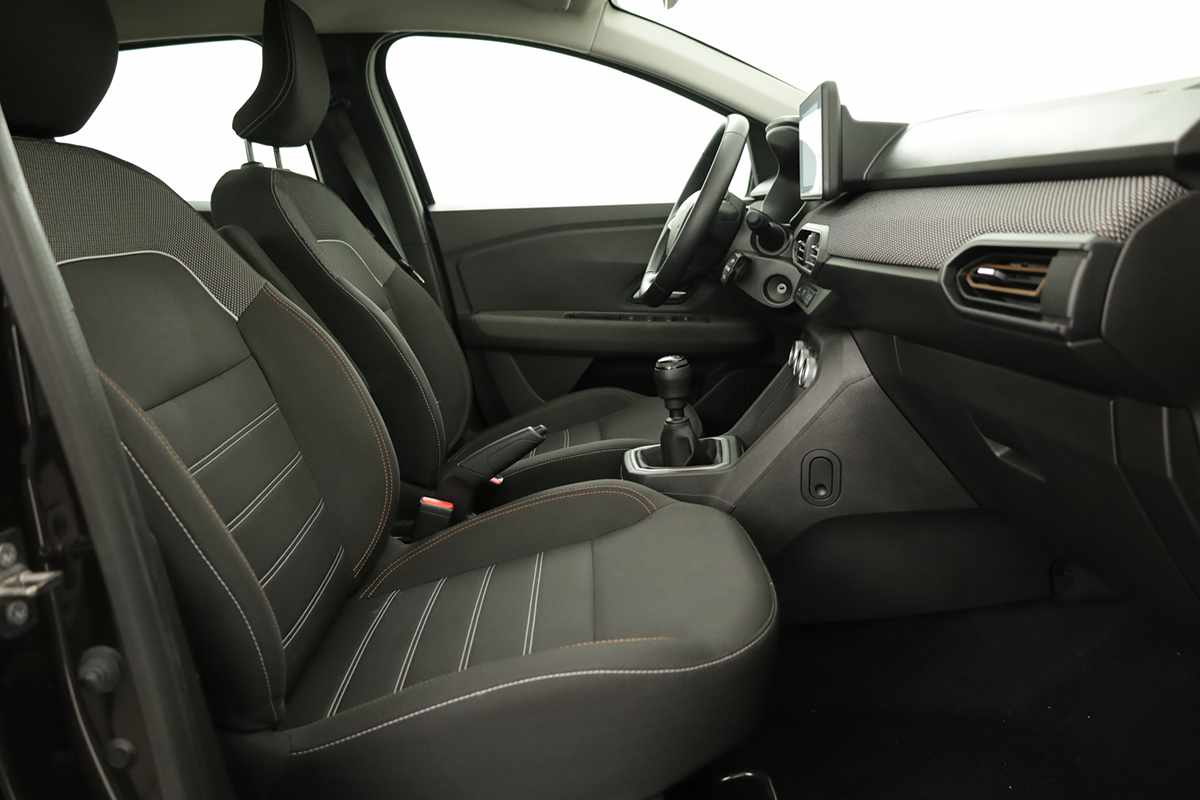 dacia-sandero-2024-gasolina-999cc
