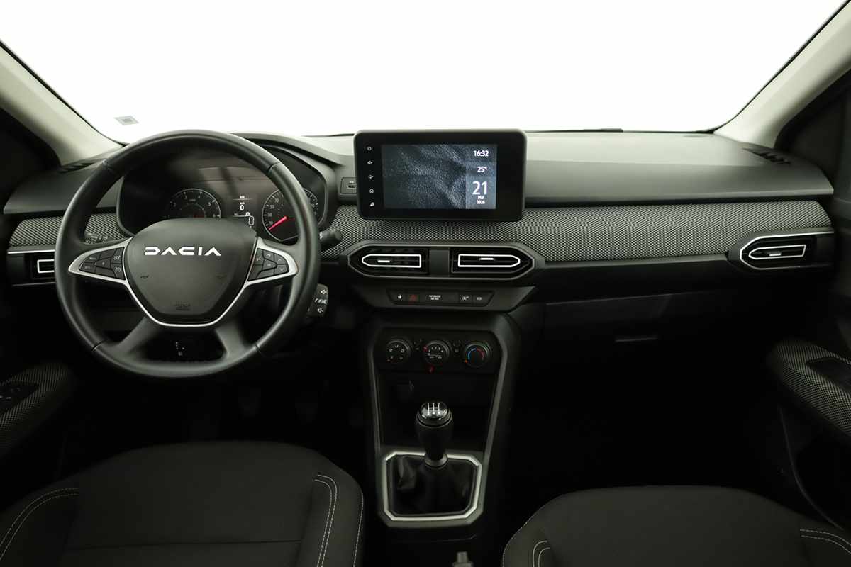 dacia-sandero-2024-gasolina-999cc