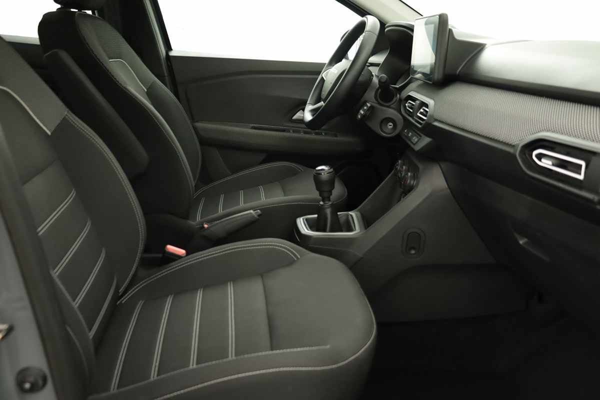 dacia-sandero-2024-gasolina-999cc