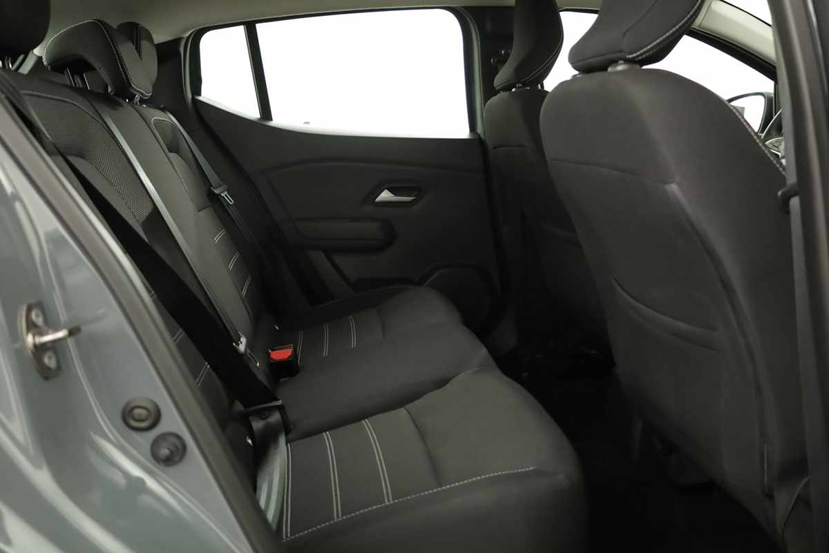 dacia-sandero-2024-gasolina-999cc