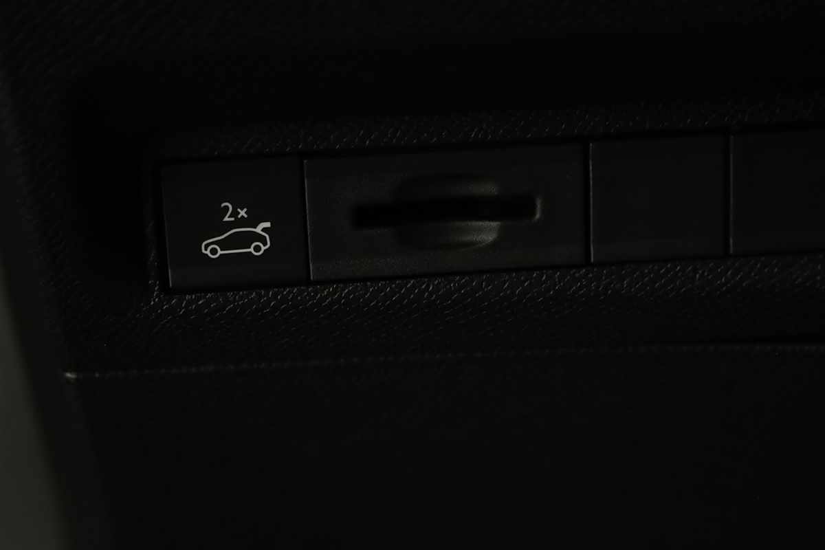 peugeot-308-sw-2024-gasolina-1199cc