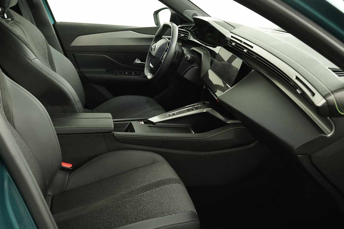 peugeot-308-sw-2024-gasolina-1199cc