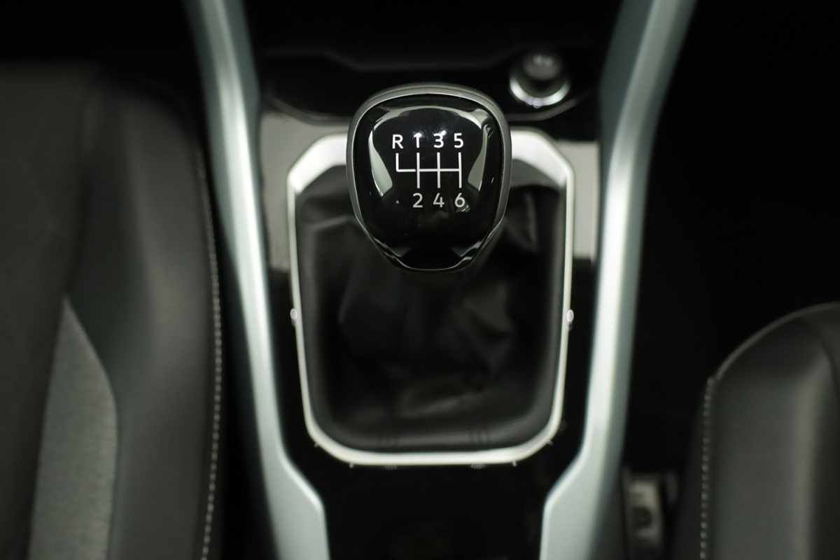 volkswagen-t-roc-2025-gasolina-999cc