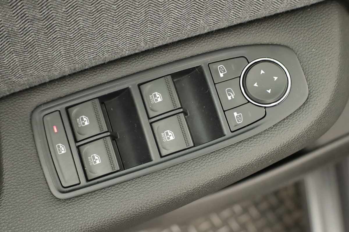 renault-clio-2024-gpl-999cc