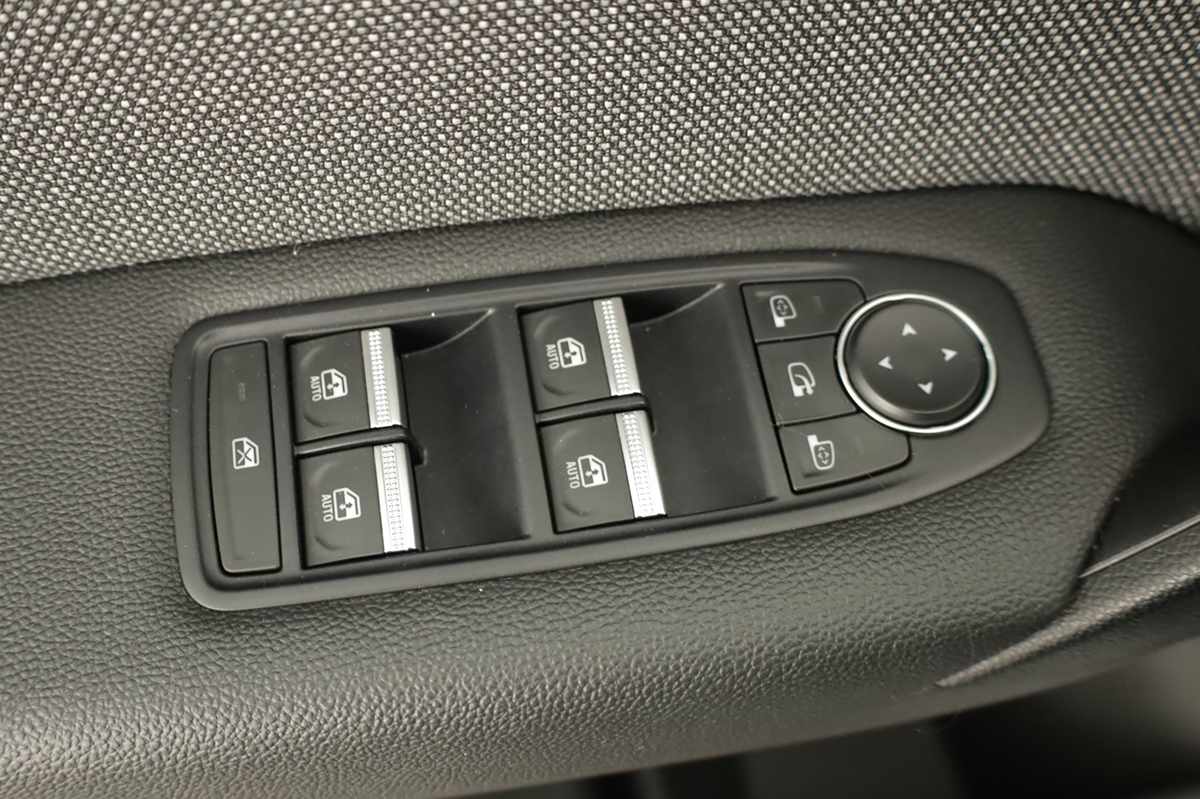 renault-captur-2024-gasolina-999cc