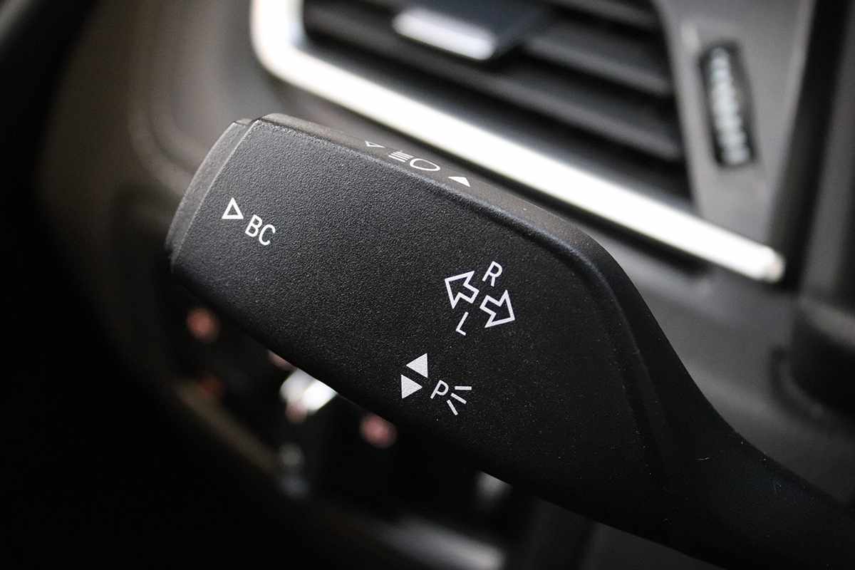 bmw-serie-2-2018-diesel-1496cc