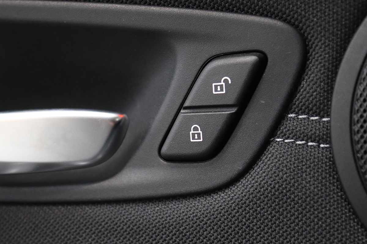 bmw-serie-2-2018-diesel-1496cc