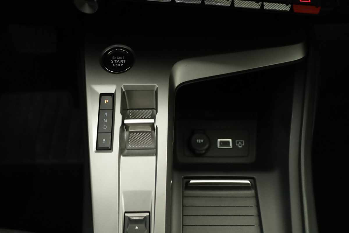 peugeot-408-2024-hibrido-a-gasolina-1598cc