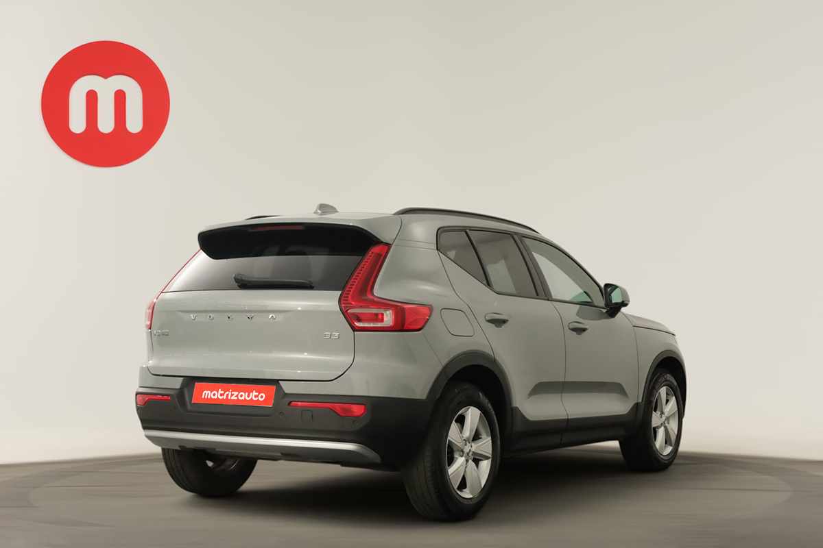 volvo-xc40-2025-gasolina-1969cc
