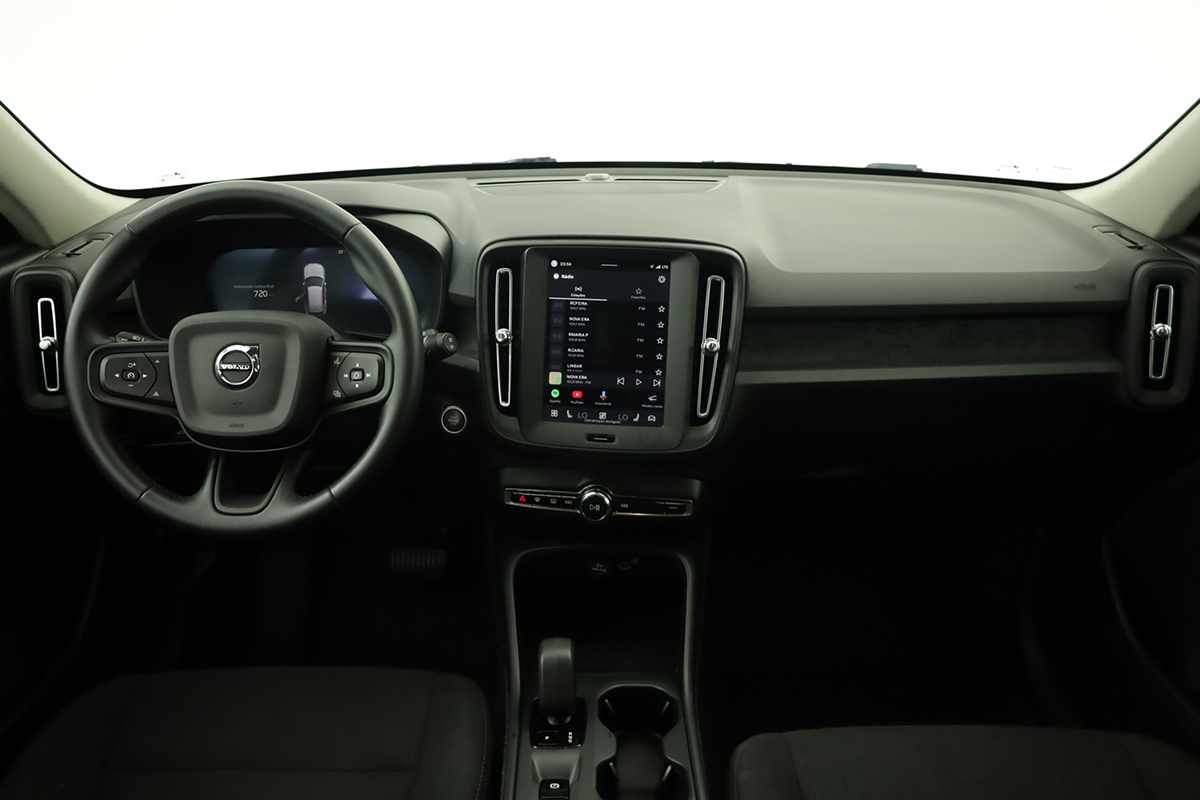 volvo-xc40-2025-gasolina-1969cc