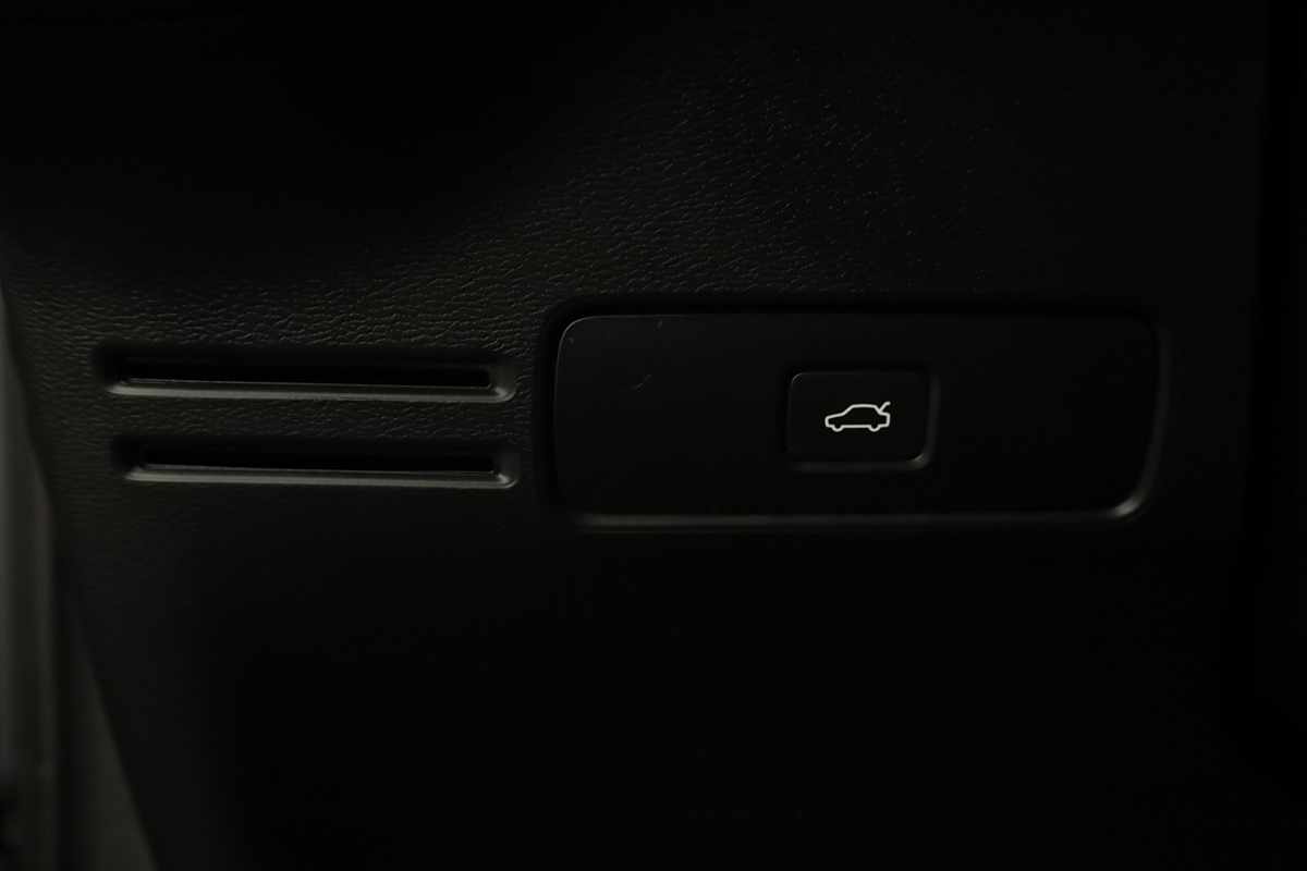 volvo-xc40-2025-gasolina-1969cc