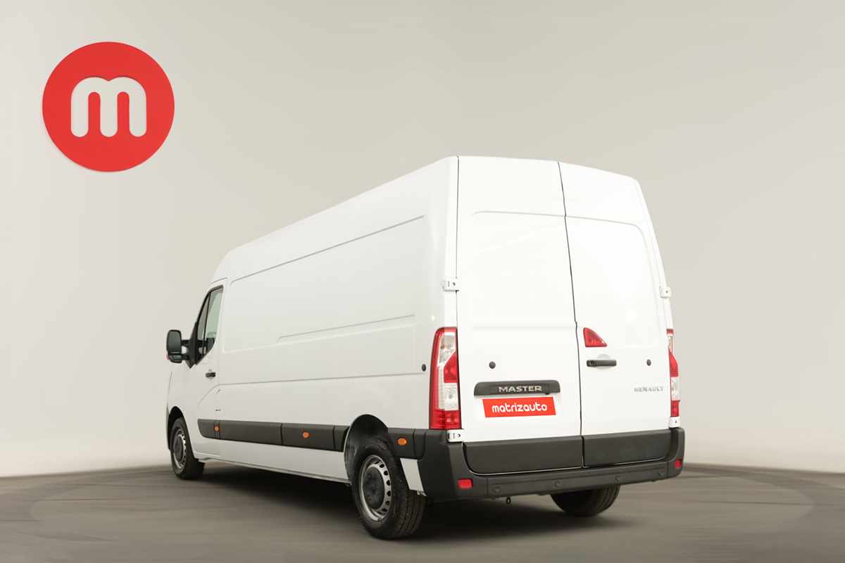 renault-master-2022-diesel-2299cc