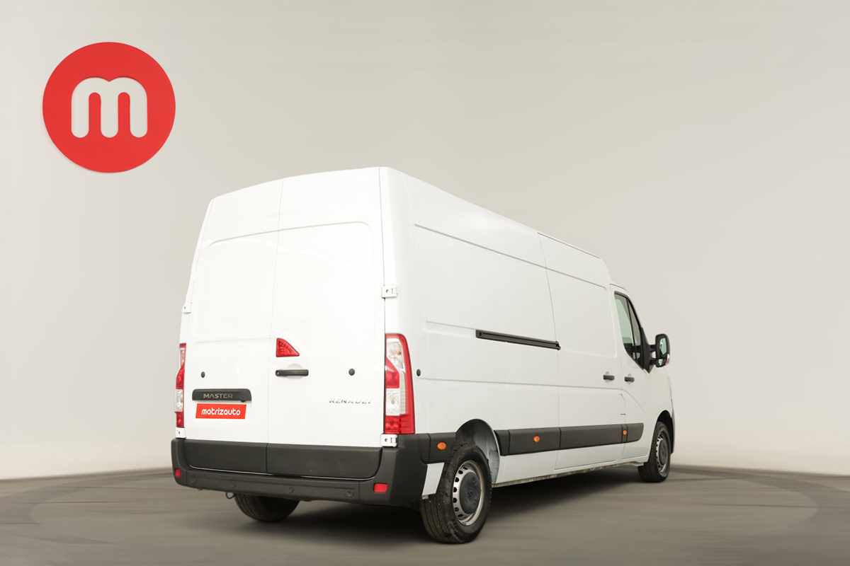 renault-master-2022-diesel-2299cc