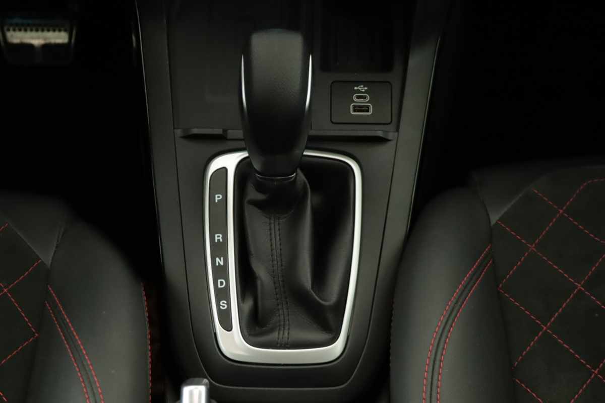 ford-puma-2025-gasolina-998cc