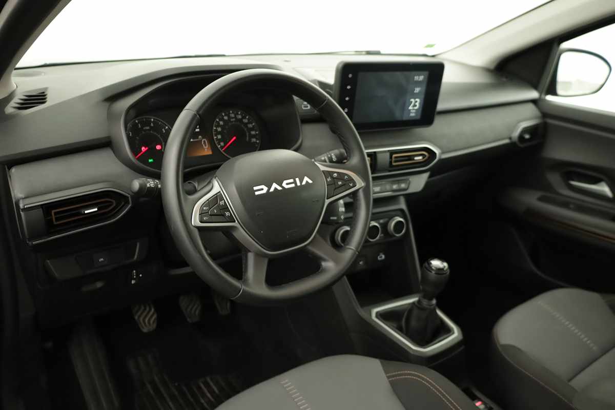 dacia-sandero-2024-gpl-999cc