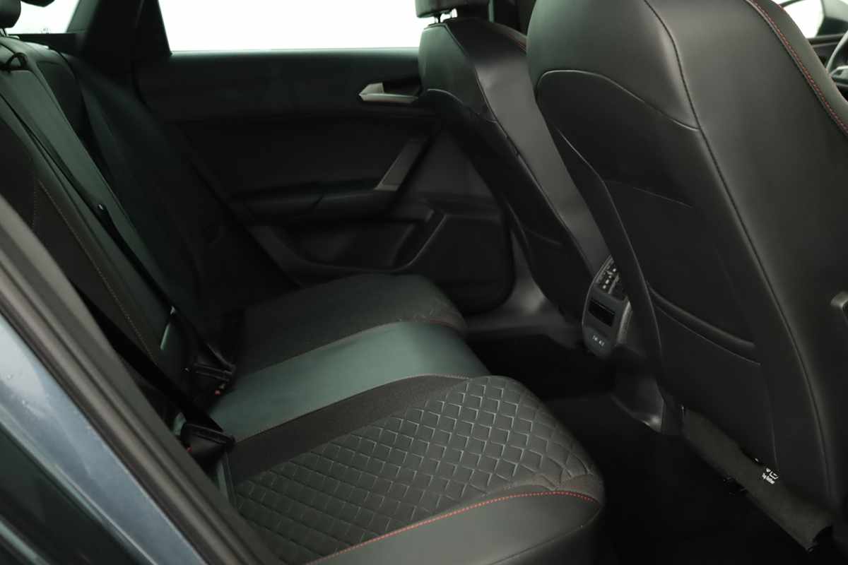seat-leon-st-2025-hibrido-a-gasolina-1498cc