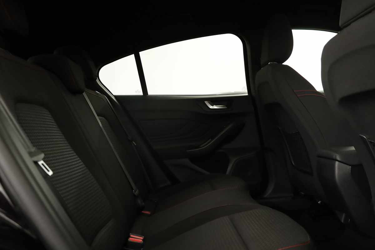 ford-focus-2025-gasolina-998cc